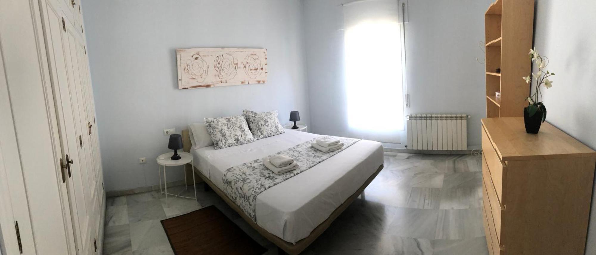 Santa Ana - Palacio Del Infantado Sevilla Eksteriør billede